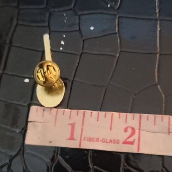 Vintage 80s Gold Tone Tennis Racket Pin Brooch Made in Taiwan - Picture 8 of 10